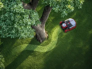 Kress KR237E RTK 28.000 m² Robotgräsklippare med OAS 