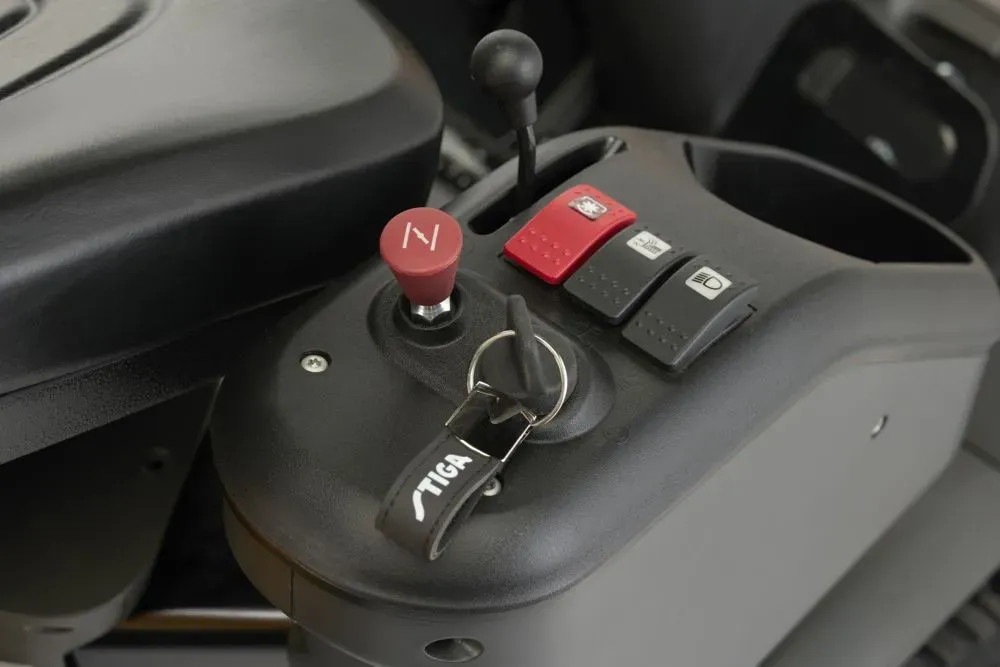 Stiga Park 700 WX Åkgräsklippare *