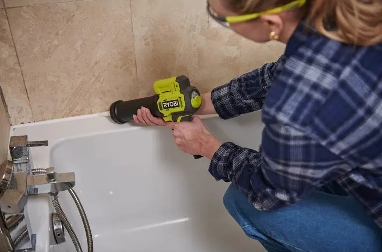 Ryobi RCG4-0 Fogpistol 4V USB Litium