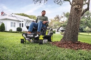 Ryobi RY72ZTRX76-210  Zero Turn Åkgräsklippare 76cm 