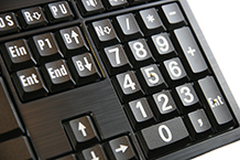 Nahaufnahme der Tasten auf der Tastatur PC Nero Slim Line Keyboard.