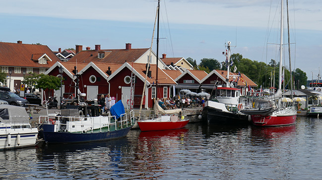 Rent a bike in Askersund city center.