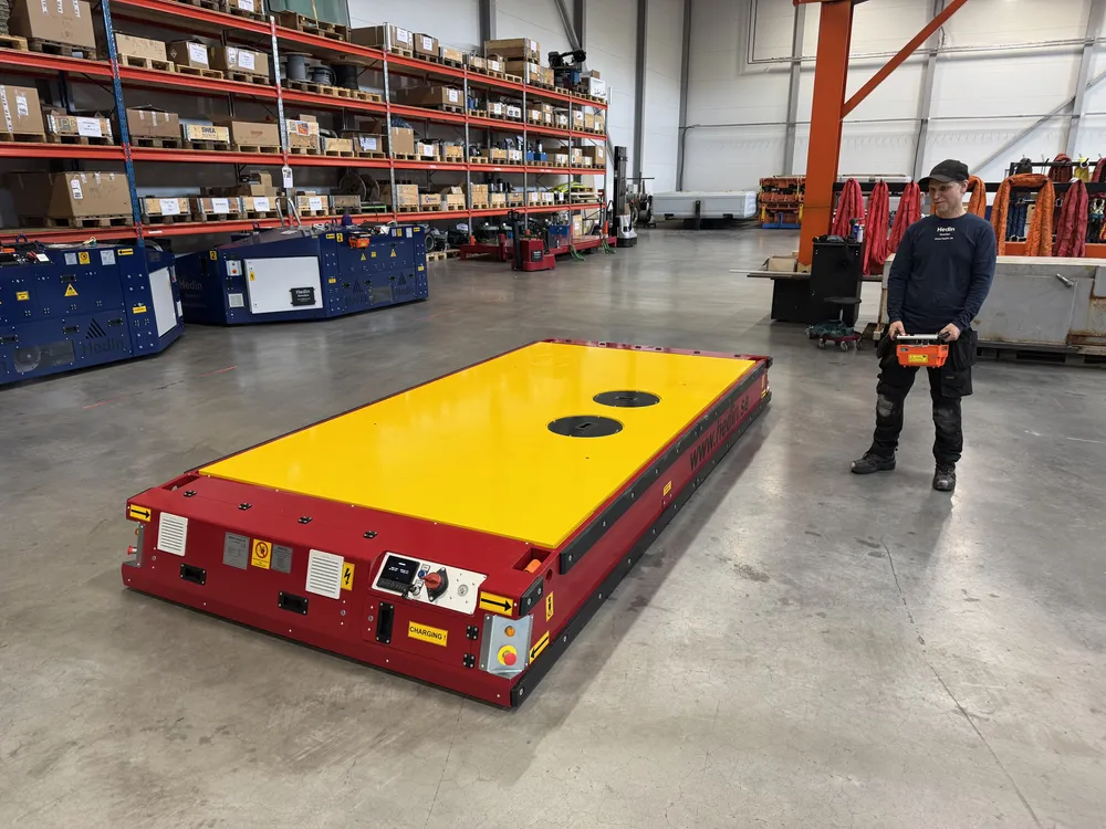Omnidirectional Flatbed Transporter