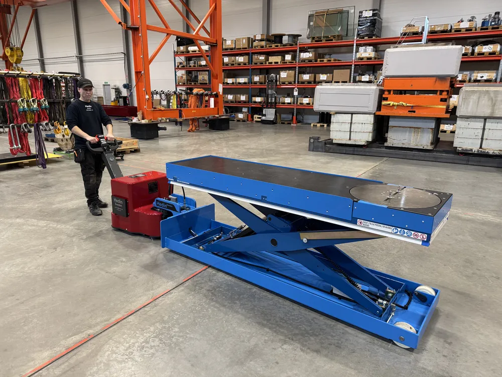  Motorized scissor lift table