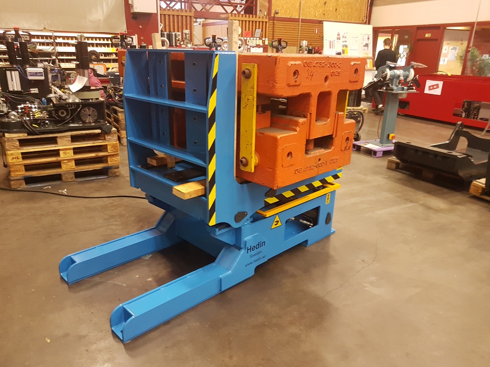 Coil Tilter