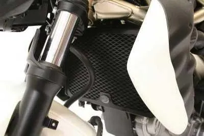 Produkt bilder Radiator Guard Black   Suzuki Gladius