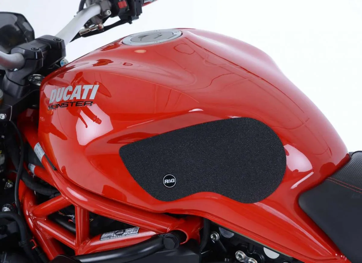 Produkt bilder Ducati Monster 1100/1100 Evo 2010 2014 / M1200/M1200s/M1200r/M797/M821 Traction Grips : Black 2 Grip Kit