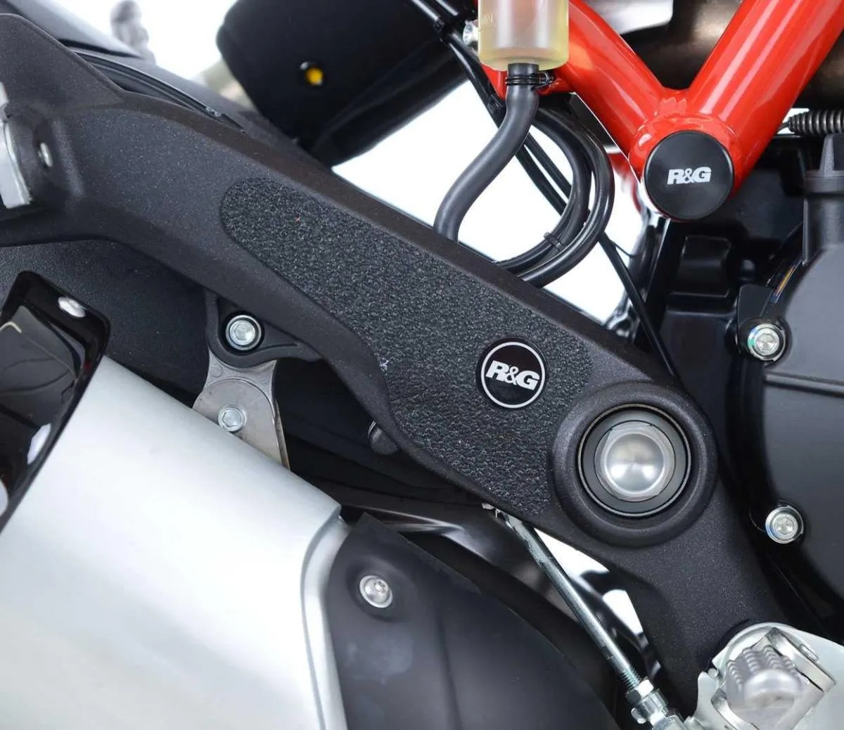 Produkt bilder Ducati Scrambler 800 / Classic / Street Classic / Sixty2 / Flat Track Pro Monster 797 Boot Guard 2 Piece Frame/Footpeg Mounts Only