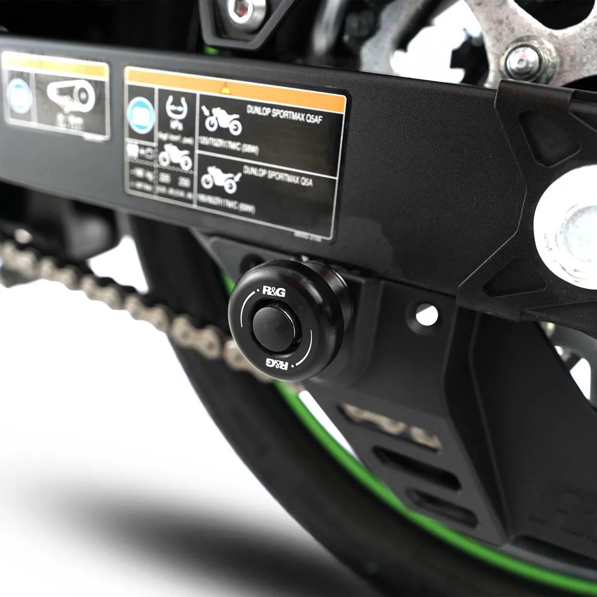 Produkt bilder Cotton Reels Black   Kawasaki Ninja 500 24  / Z 500 24  / Ninja 400 18  / Z 400 19  / Ninja 7 Hev / Z250 19  / Ninja 250 18  / Zx636 19  Not With Standard Exhaust