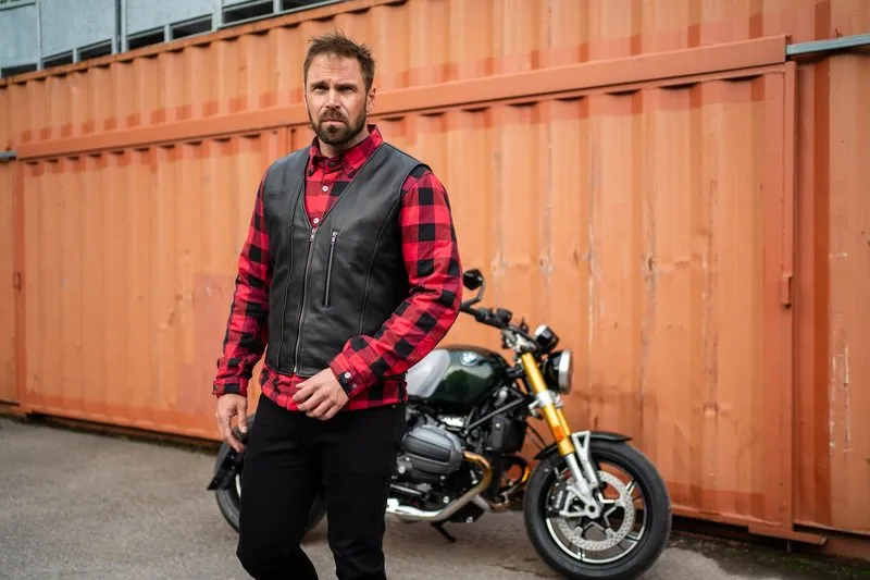 Produkt bilder Halvarssons Skinnväst Vassbo Svart MC-väst