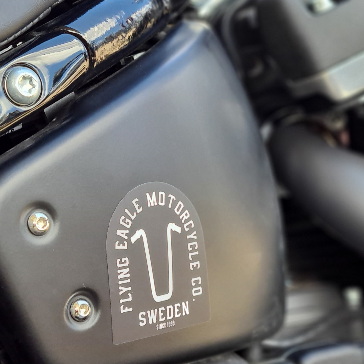 Produkt bilder Flying Eagle Aphäng Dekal - Sticker - Klistermärke